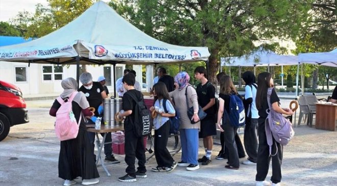 OKUL YOLUNDA SICAK SÜRPRİZ!